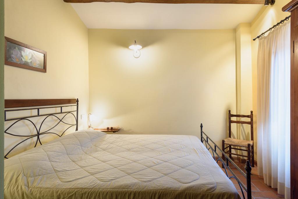 Il Borgo Dei Corsi - Charming Holiday Apartments Ortignano Raggiolo Екстериор снимка