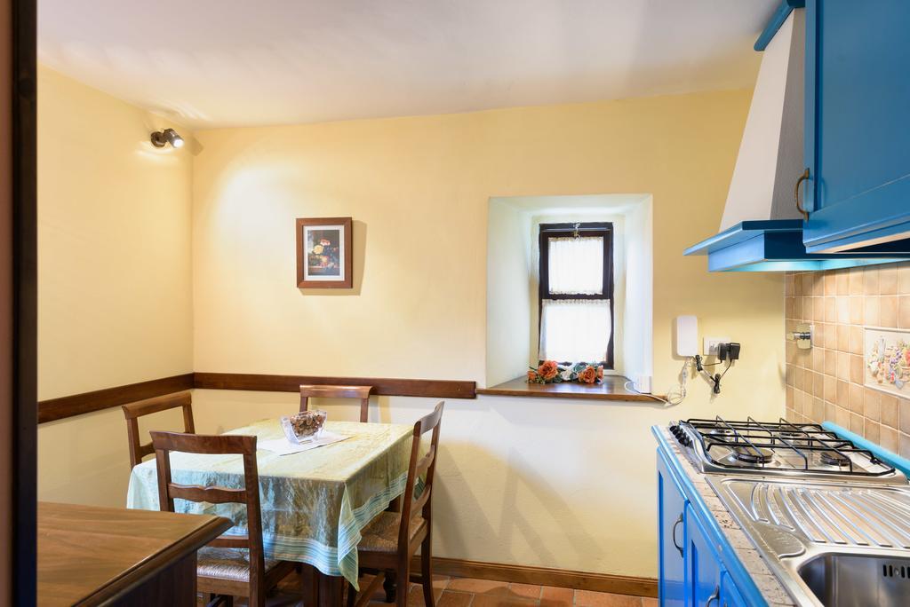 Il Borgo Dei Corsi - Charming Holiday Apartments Ortignano Raggiolo Екстериор снимка
