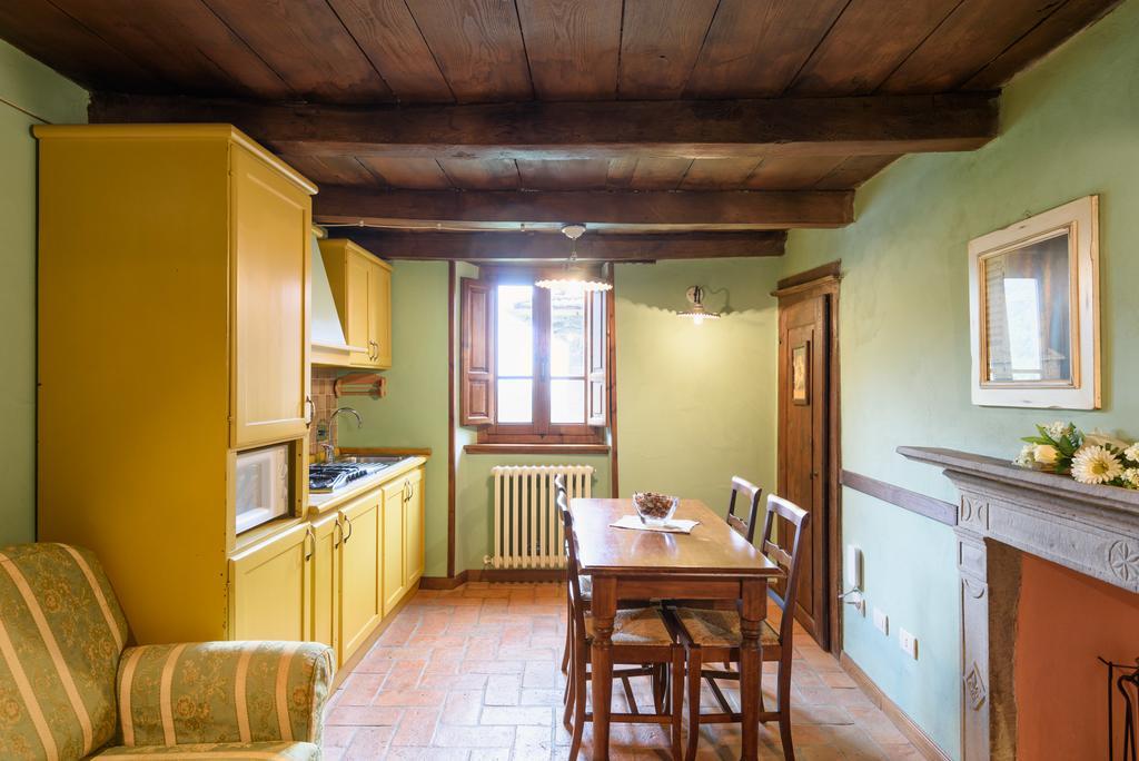 Il Borgo Dei Corsi - Charming Holiday Apartments Ortignano Raggiolo Екстериор снимка