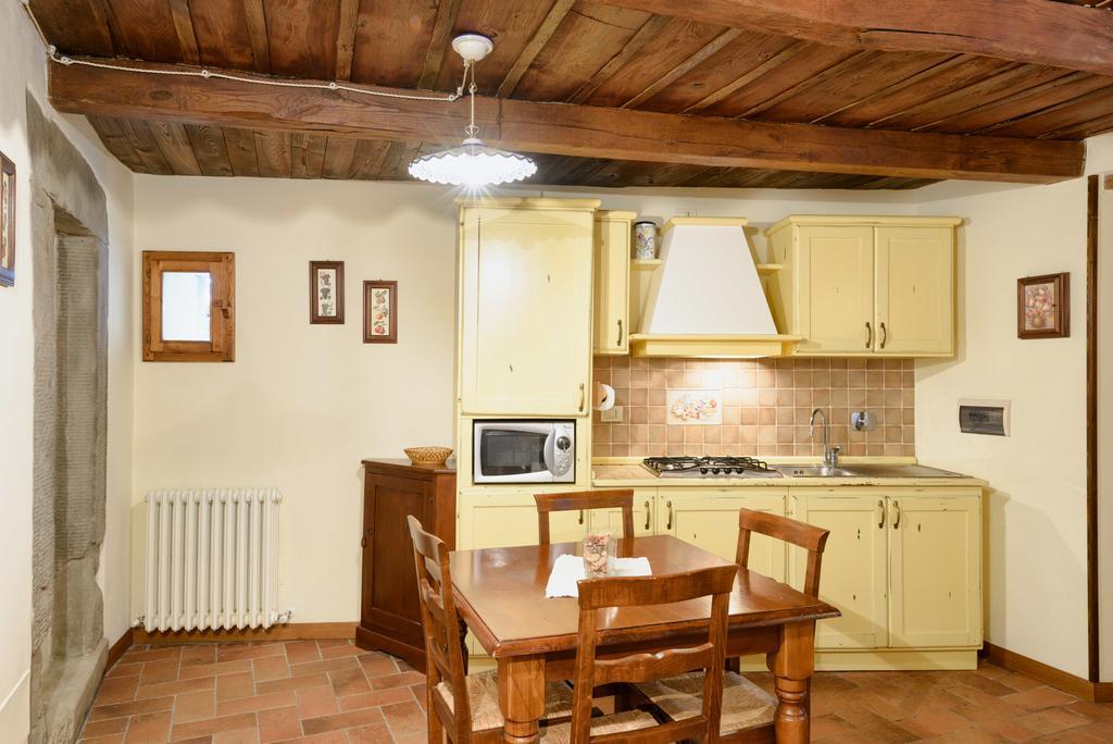 Il Borgo Dei Corsi - Charming Holiday Apartments Ortignano Raggiolo Екстериор снимка