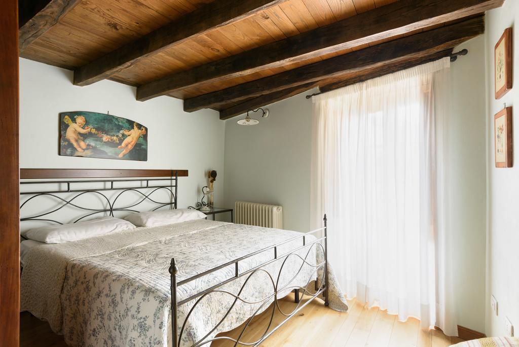Il Borgo Dei Corsi - Charming Holiday Apartments Ortignano Raggiolo Екстериор снимка