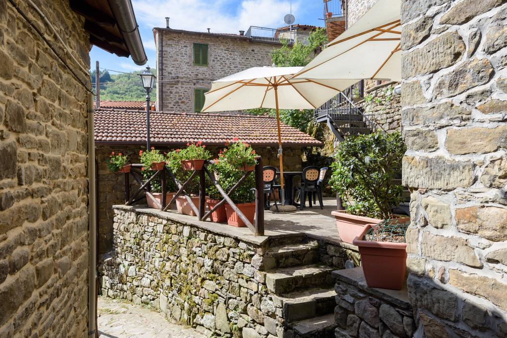 Il Borgo Dei Corsi - Charming Holiday Apartments Ortignano Raggiolo Екстериор снимка