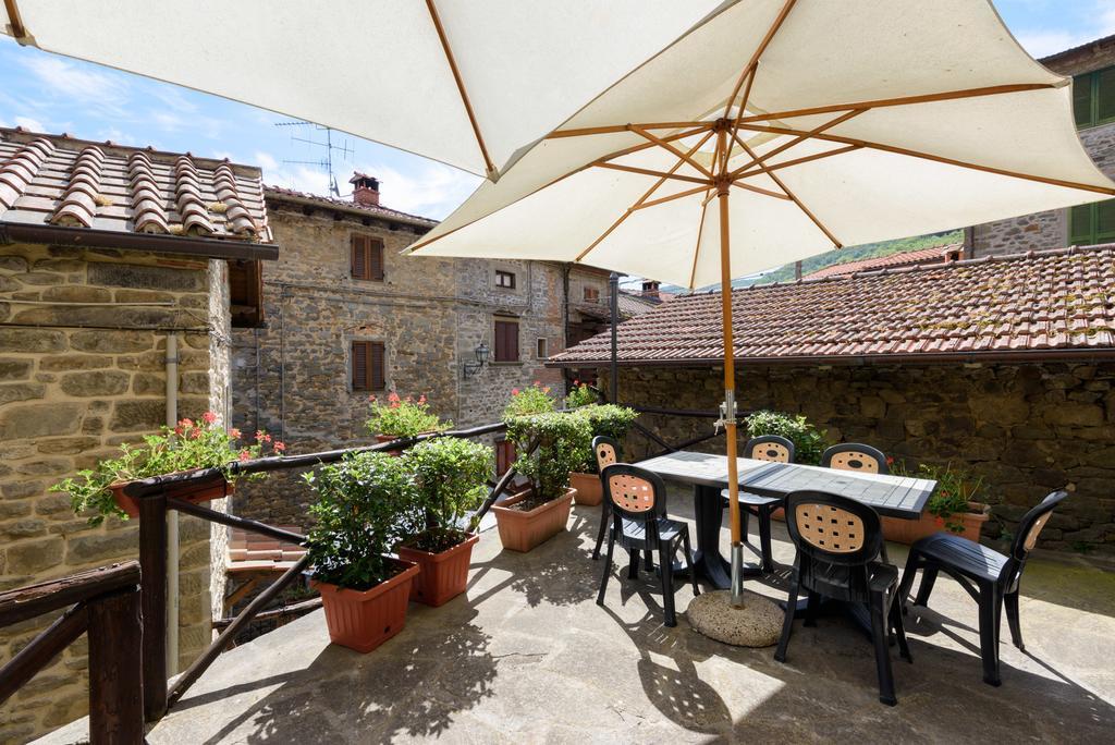 Il Borgo Dei Corsi - Charming Holiday Apartments Ortignano Raggiolo Екстериор снимка