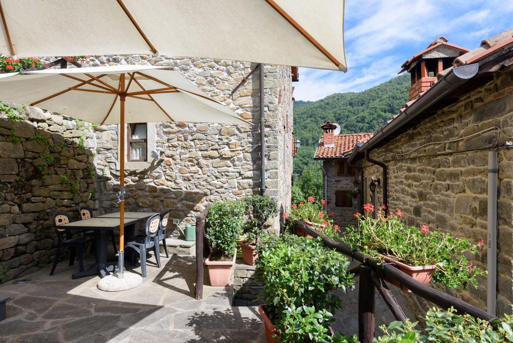 Il Borgo Dei Corsi - Charming Holiday Apartments Ortignano Raggiolo Екстериор снимка