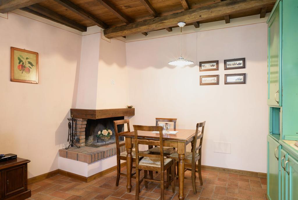 Il Borgo Dei Corsi - Charming Holiday Apartments Ortignano Raggiolo Екстериор снимка