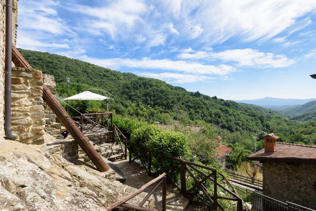 Il Borgo Dei Corsi - Charming Holiday Apartments Ortignano Raggiolo Екстериор снимка