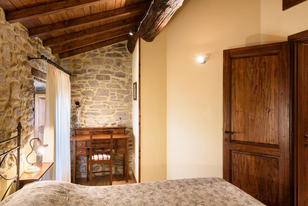Il Borgo Dei Corsi - Charming Holiday Apartments Ortignano Raggiolo Екстериор снимка
