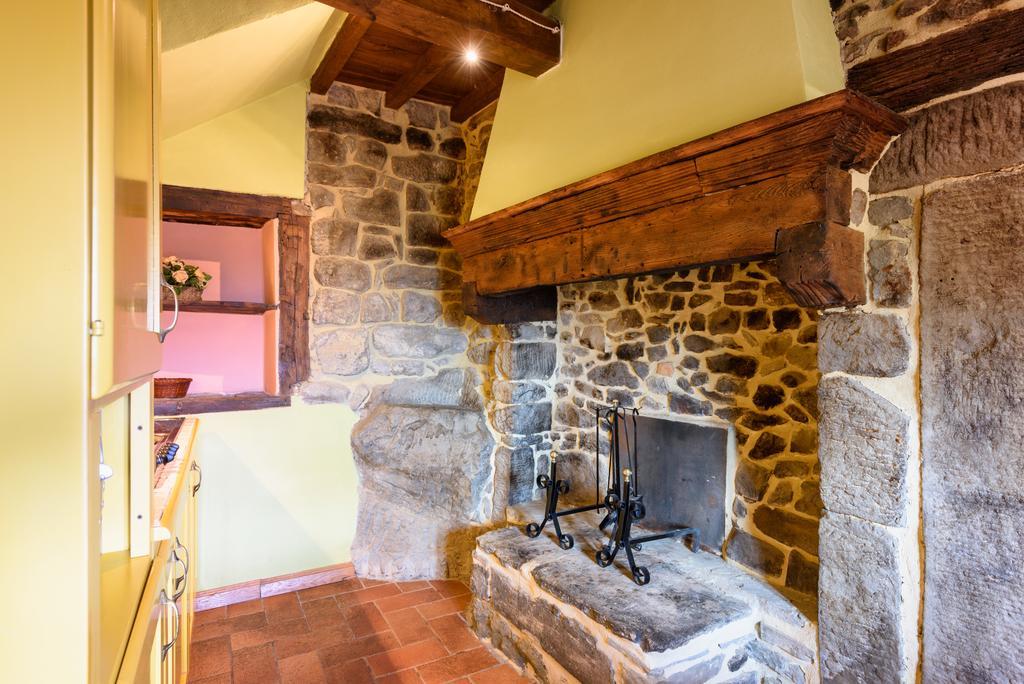 Il Borgo Dei Corsi - Charming Holiday Apartments Ortignano Raggiolo Екстериор снимка