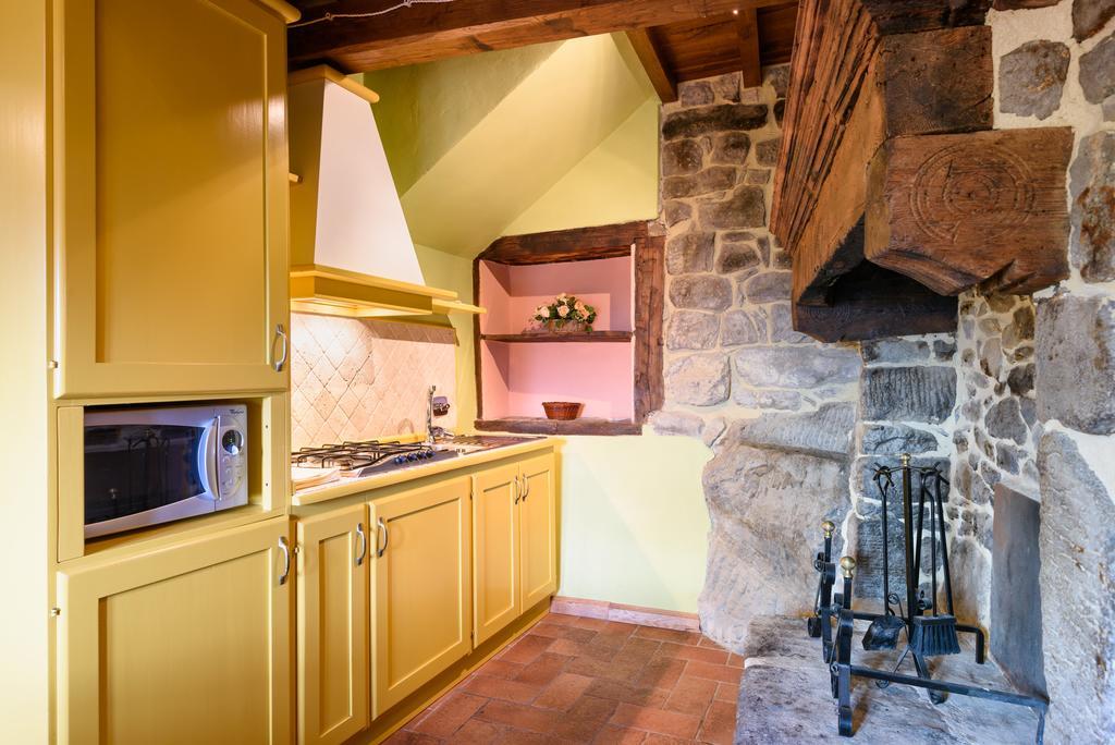Il Borgo Dei Corsi - Charming Holiday Apartments Ortignano Raggiolo Екстериор снимка