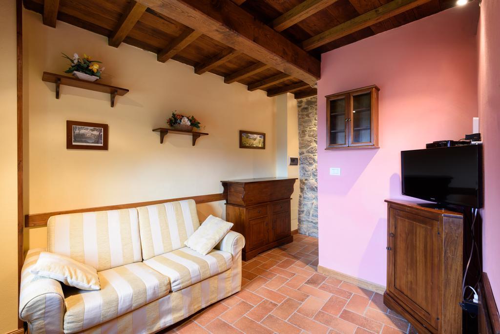 Il Borgo Dei Corsi - Charming Holiday Apartments Ortignano Raggiolo Екстериор снимка
